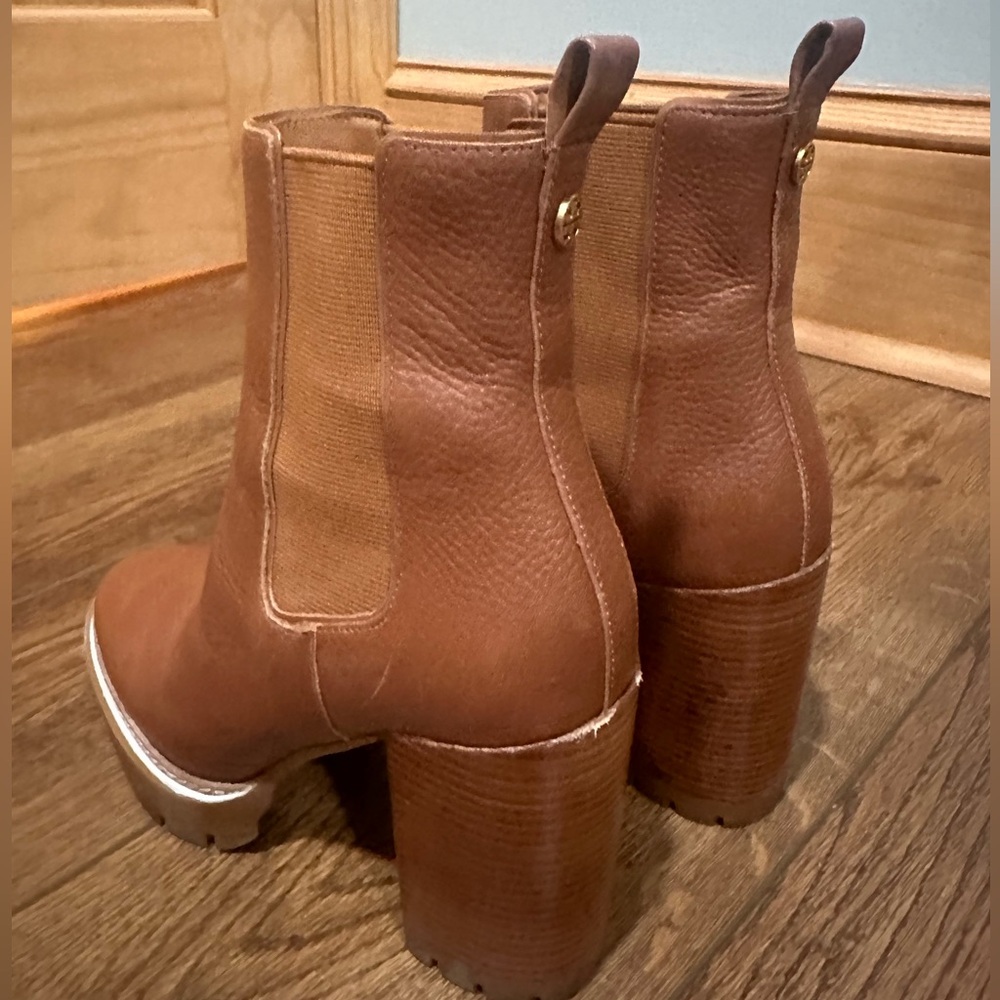 TORY BURCH MILLER LUG SOLE BOOTIE - Picture 4 of 8
